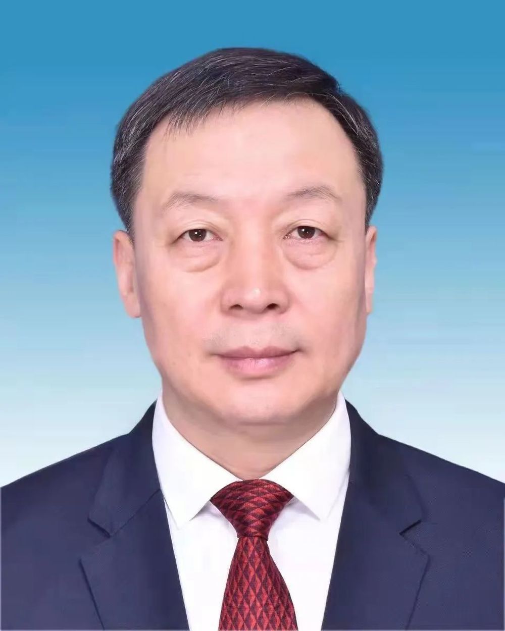 潍坊新一届市政府领导班子分工明确