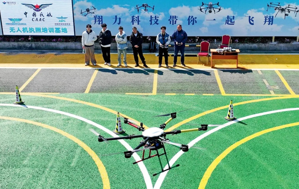 百万考证大军，毕业即失业？