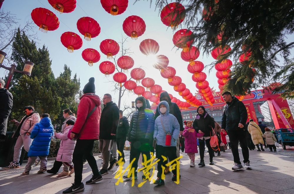 庙会来了大明湖畔热热闹闹过大年