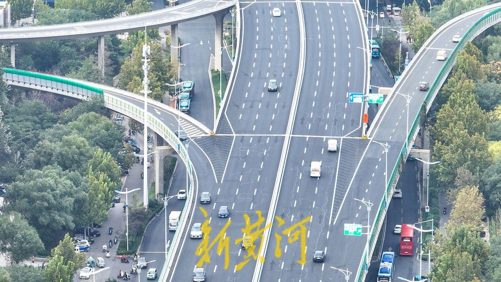 济南经十路养护提升，城市“动脉”焕新升级