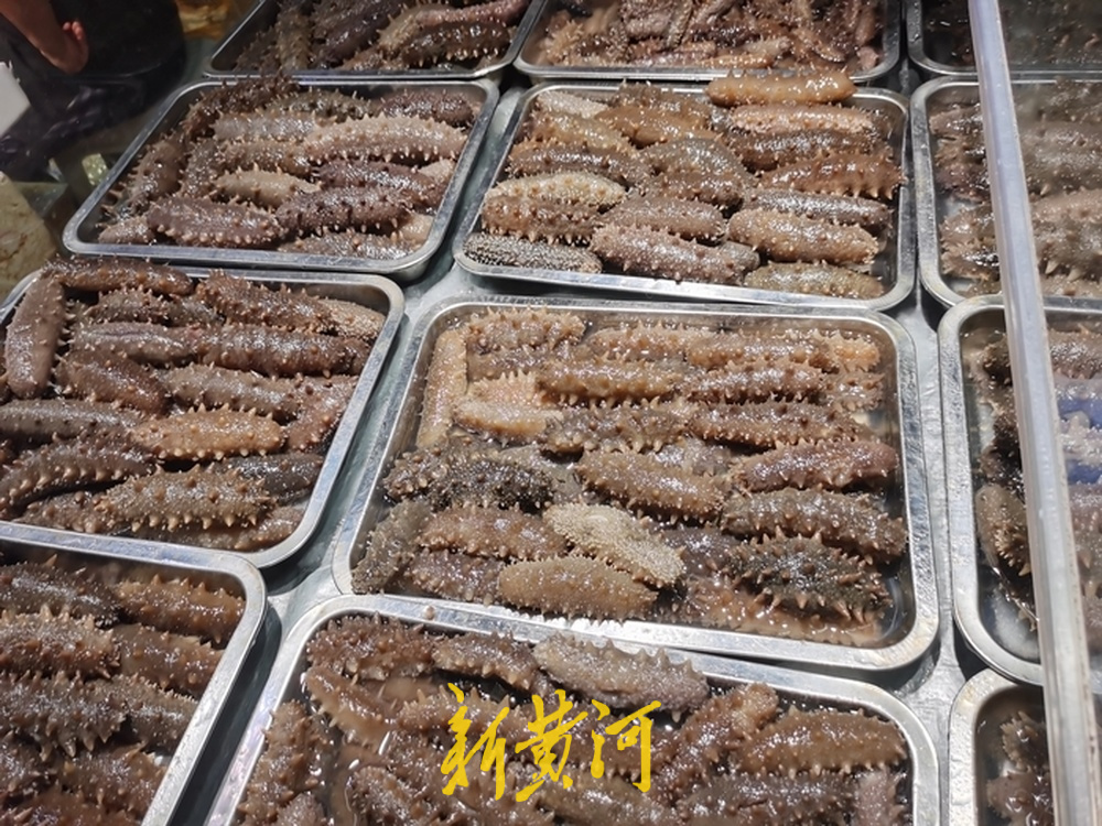 济南中秋市场探访:月饼“轻装上阵”,节礼回归“实在”