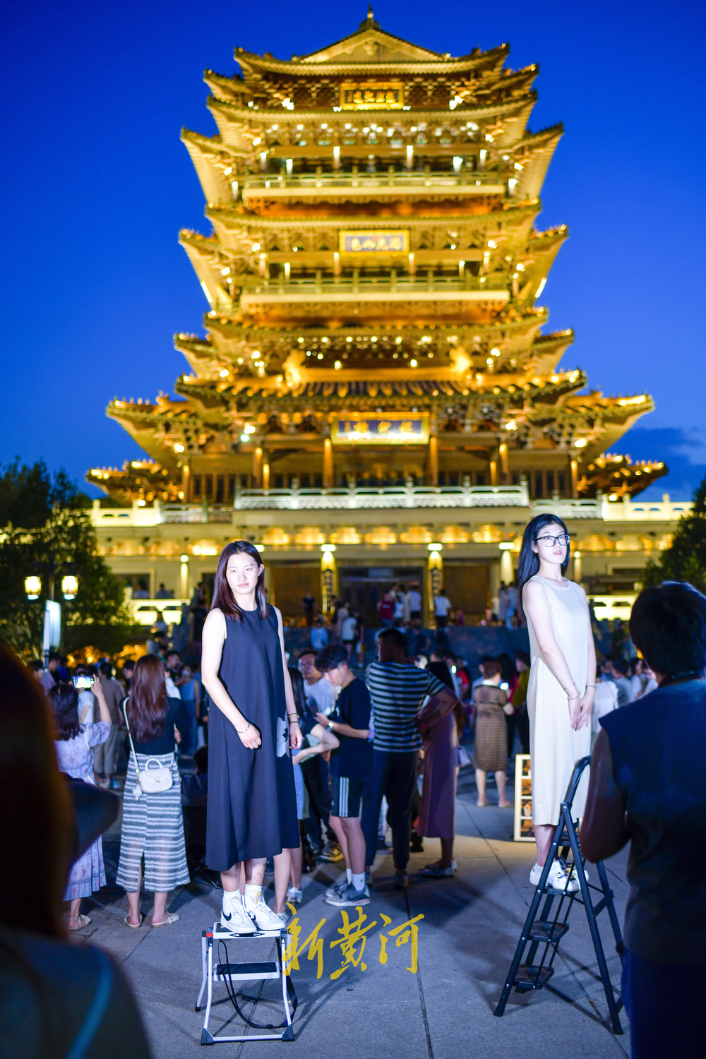 快门一响，留住超然楼下最美的你，“立等可取”重现大明湖  