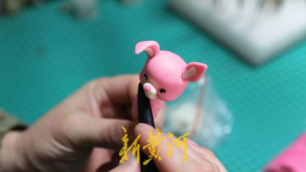 指尖捏出大千世界 济南80后小伙把面团玩出花样