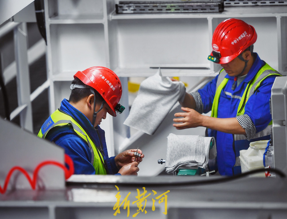 世界第一海底道路隧道开始掘进