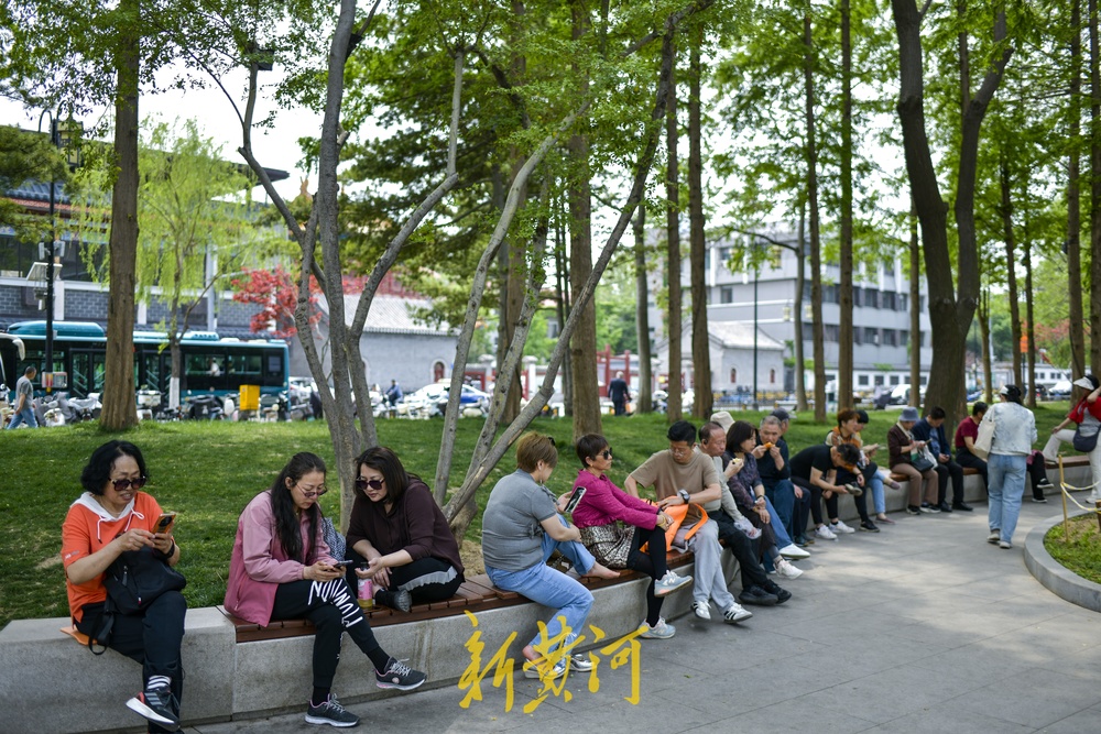 泉城春季旅游进入高峰期，工作日旅游观光团成主角 