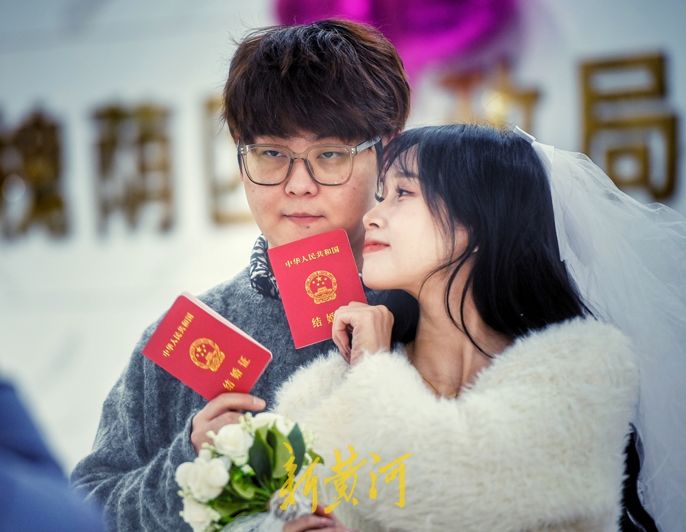 恭喜恭喜！新年开启人生新阶段