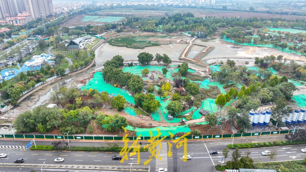 排空湖水清淤提质，济南彩虹湖景观全面改造提升