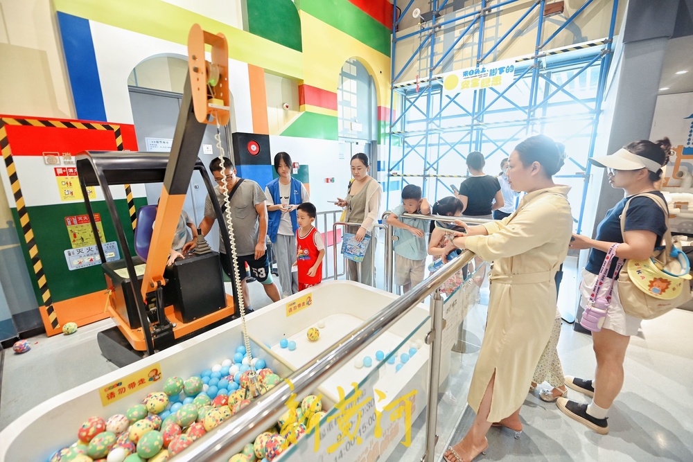 近距离感受科学魅力，山东科技馆成暑期热门打卡地