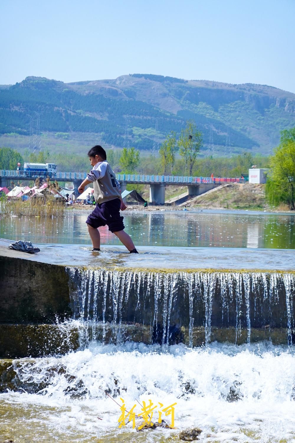 济南：近郊河道开启亲水“赶海”季