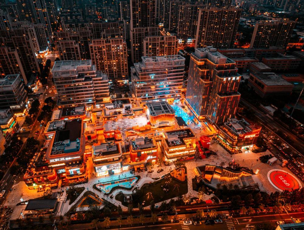 从“卖商品”到“卖场景”，济南这个街区做对了什么