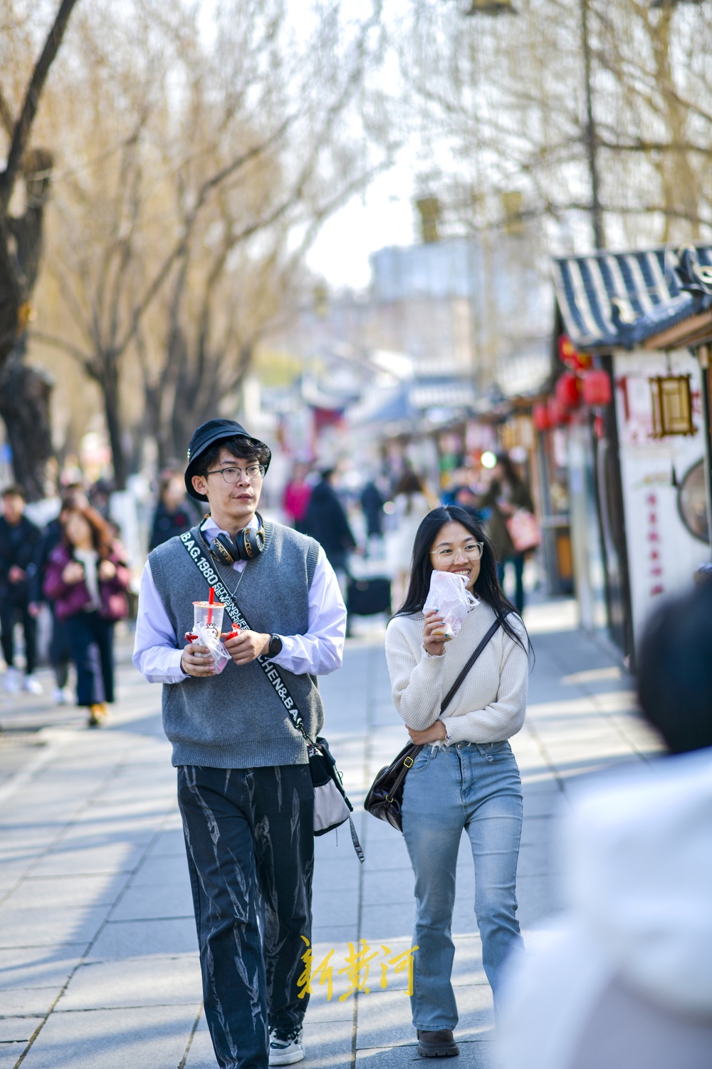 气温“火箭式”上升，春装提早“上线”