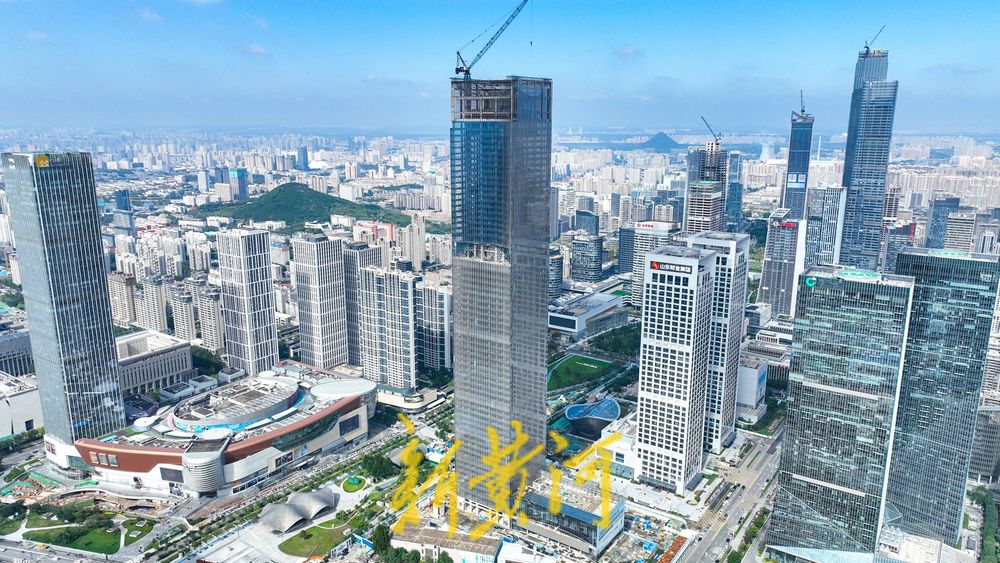 高318米、地上62层，济南CBD南大门新地标初具规模