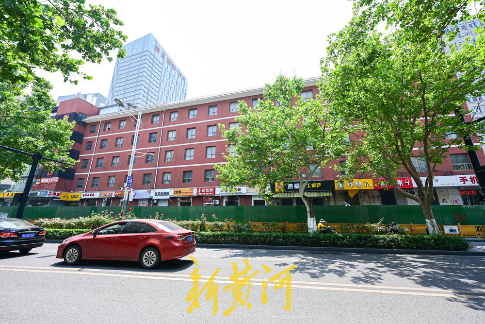 镜相| 花园路临街老办公楼拆除 将建新商业综合体 - 济南社会 - 舜网