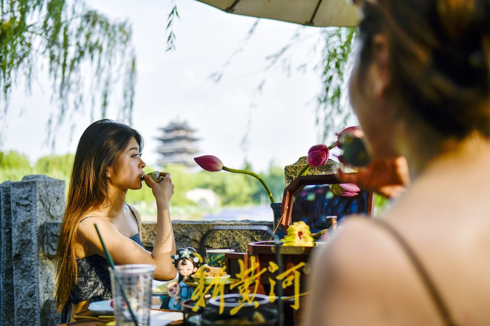 大明湖畔有“凉”方 赏荷打卡品美食  