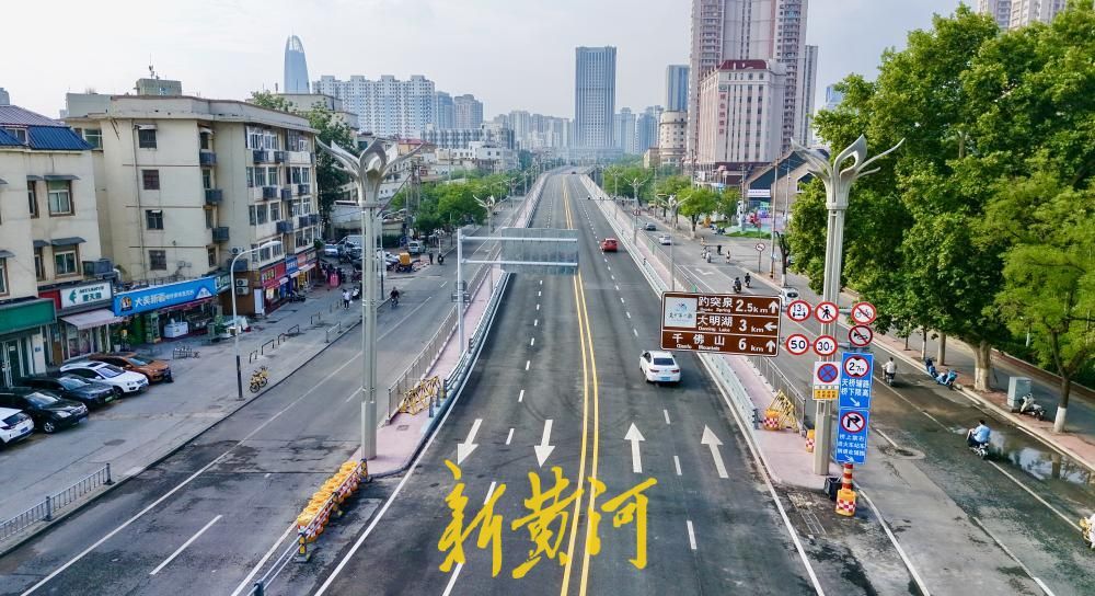 桥面焕新、公交复线，济南纬二路跨铁路天桥桥上路今日恢复通车