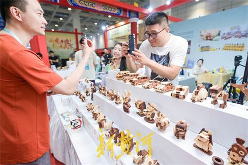 “山东手造”云集书博会，传统文化中体验山东好品