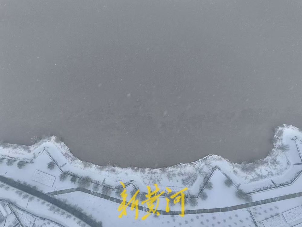 雪中黄河，水墨丹青