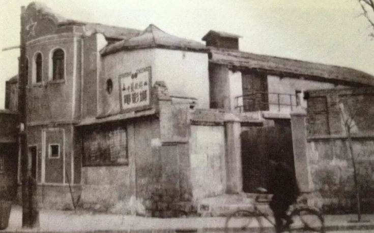 来济南喝一杯“泉水咖啡”