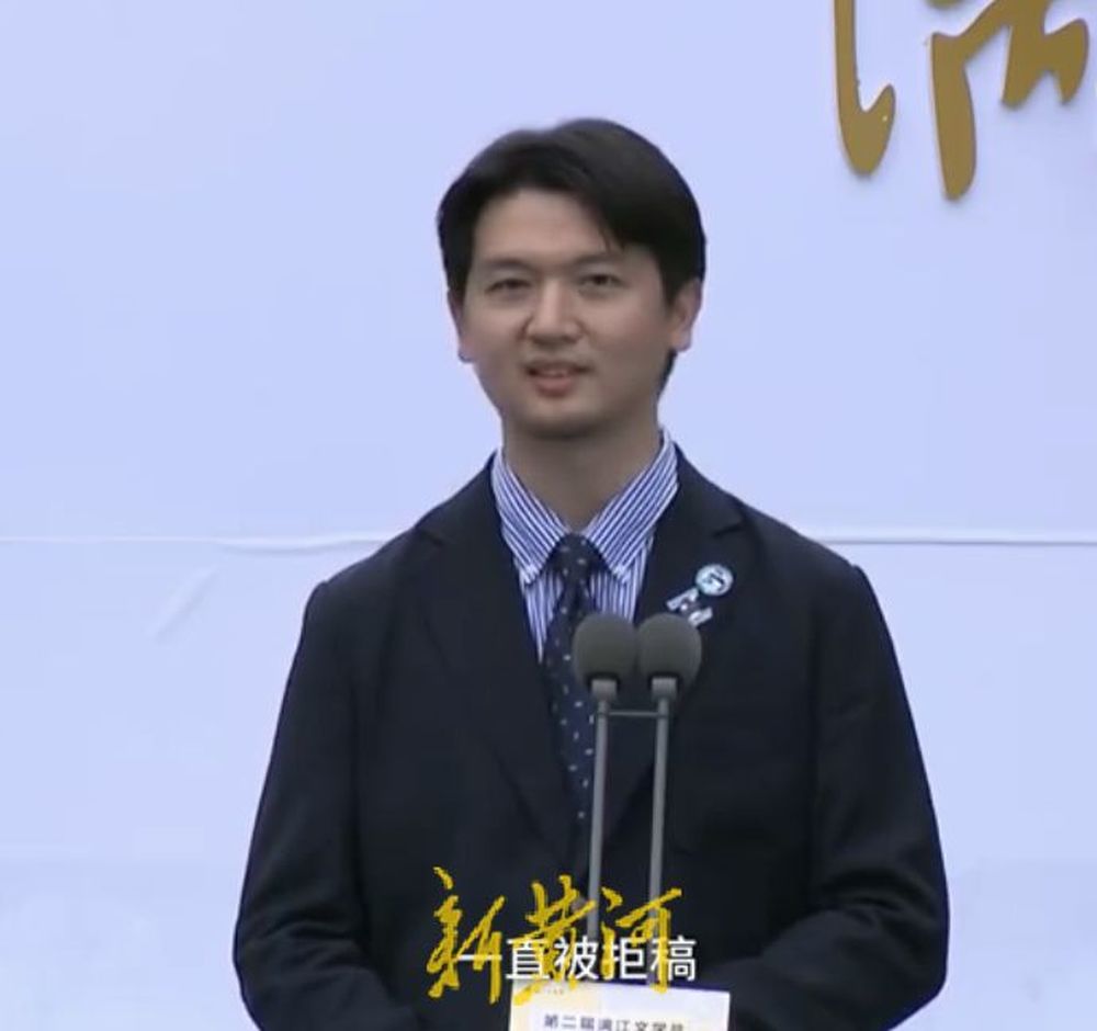 关注刘楚昕，也是关注文学 | 评论