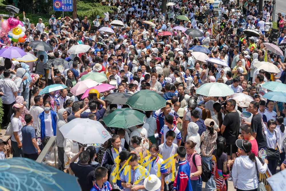 现场直击 济南中考八年级科目开考