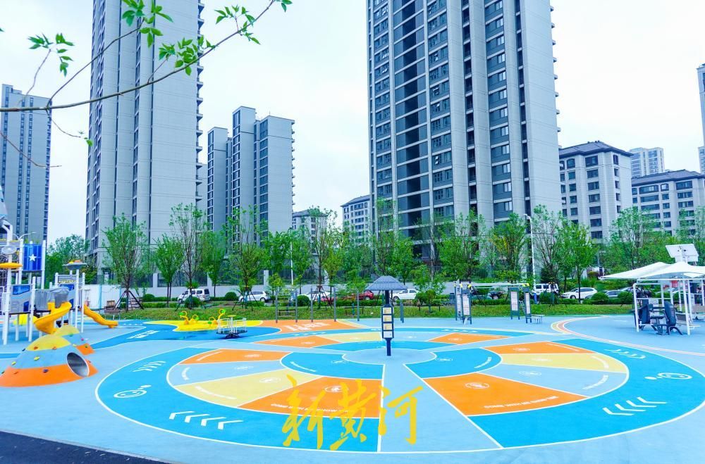 春风悦动公园北段扩建 全龄运动场地+智能健身区亮相