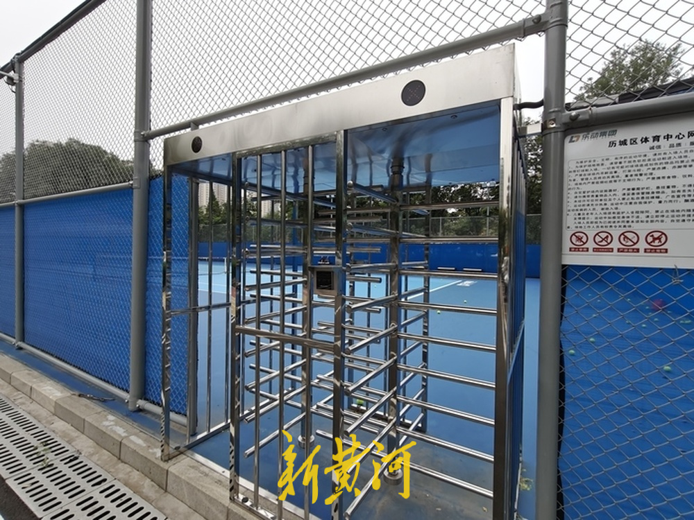 “免费时段用不上，收费时段用不起”市民吐槽体育场改造后免费变收费