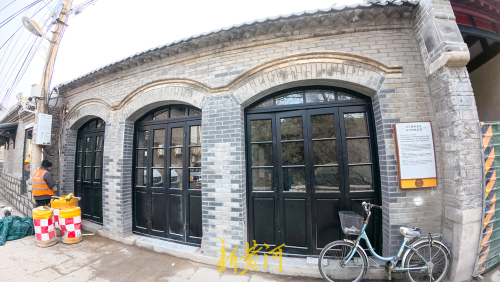 济南后宰门街同元楼饭店修缮 地下泉水暗渠重现天日