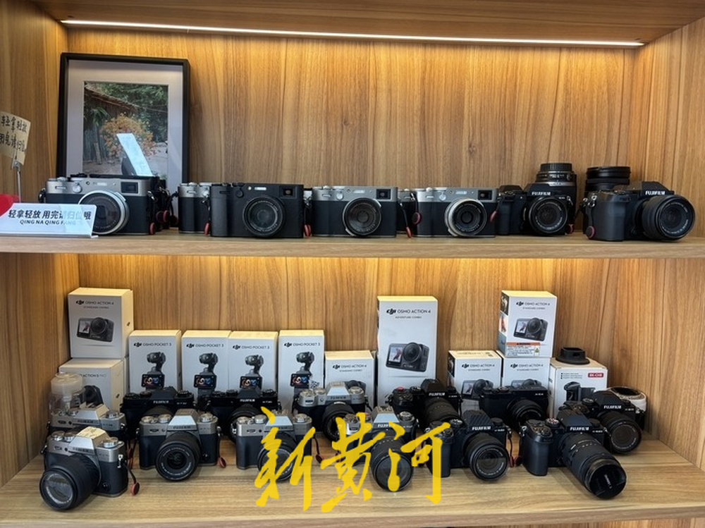 济南相机租赁市场随春回暖 老相机受追捧 “以租代买”成年轻人新选择