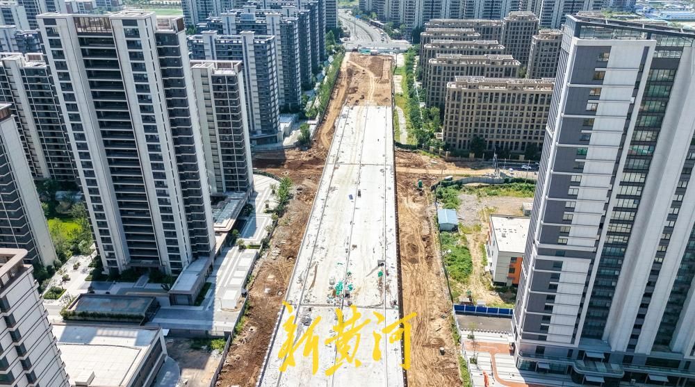 济南这处铁路转体桥主桥轮廓初现，引桥即将连通地面道路