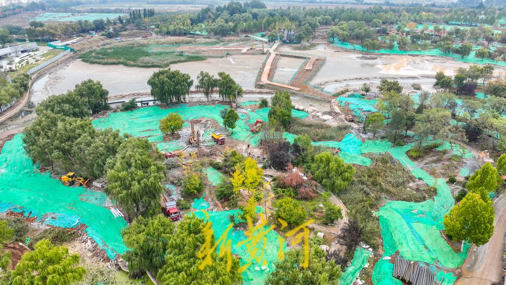 排空湖水清淤提质，济南彩虹湖景观全面改造提升