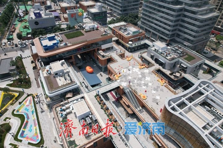 济南首个公园式商业街区 济南CBD绿地国金天地项目东区静待明日开街