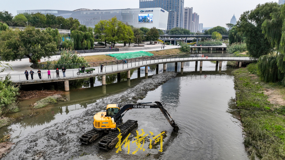 腊山河清淤绘就生态新画卷