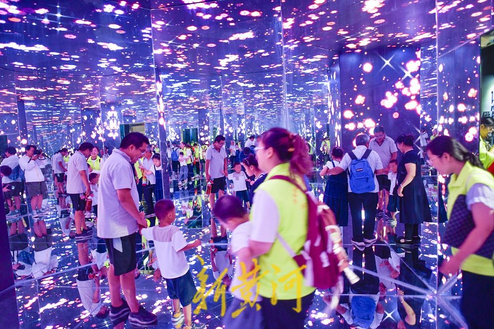 艺术无界 温暖同行 山东美术馆为“星星的孩子”奉上艺术大餐