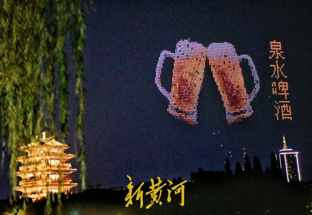 夜空限定浪漫，泉水节无人机光影画卷闪耀大明湖