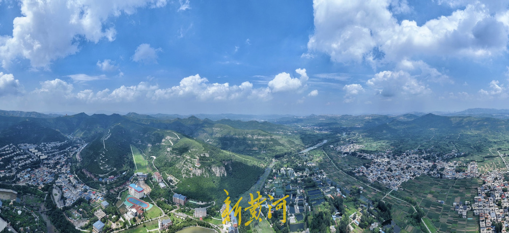 一年四季 泉在济南丨雨过天晴 蓝天白云映群山