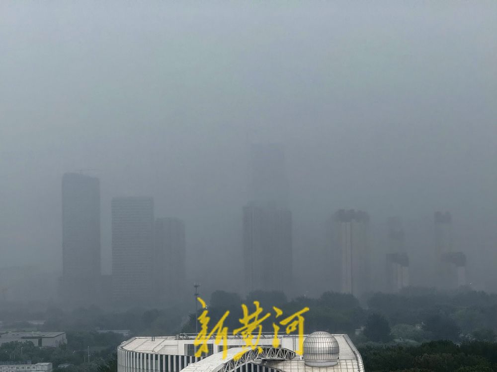 “雨幕”横扫泉城！延时摄影记录震撼瞬间