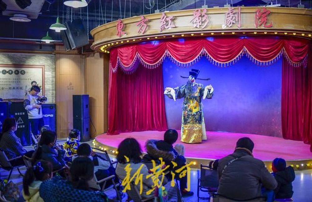 爆火的走路BGM“十保官” 经典原版原曲“现身”山东手造