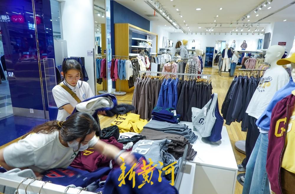 济南世茂广场GAP门店明日闭店 经营12年正式告别
