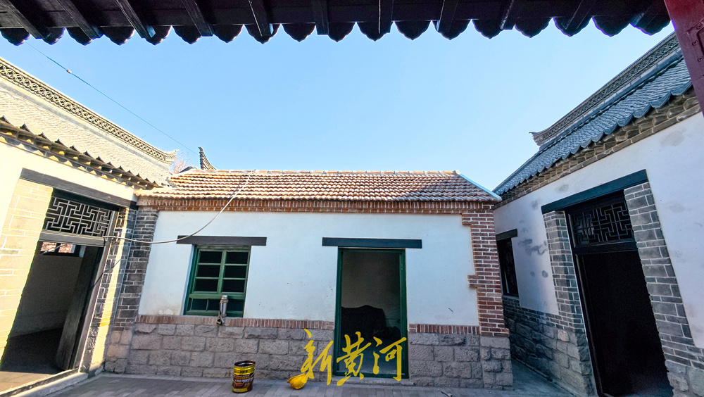 百年同元楼重现青砖灰瓦木门红窗古韵  