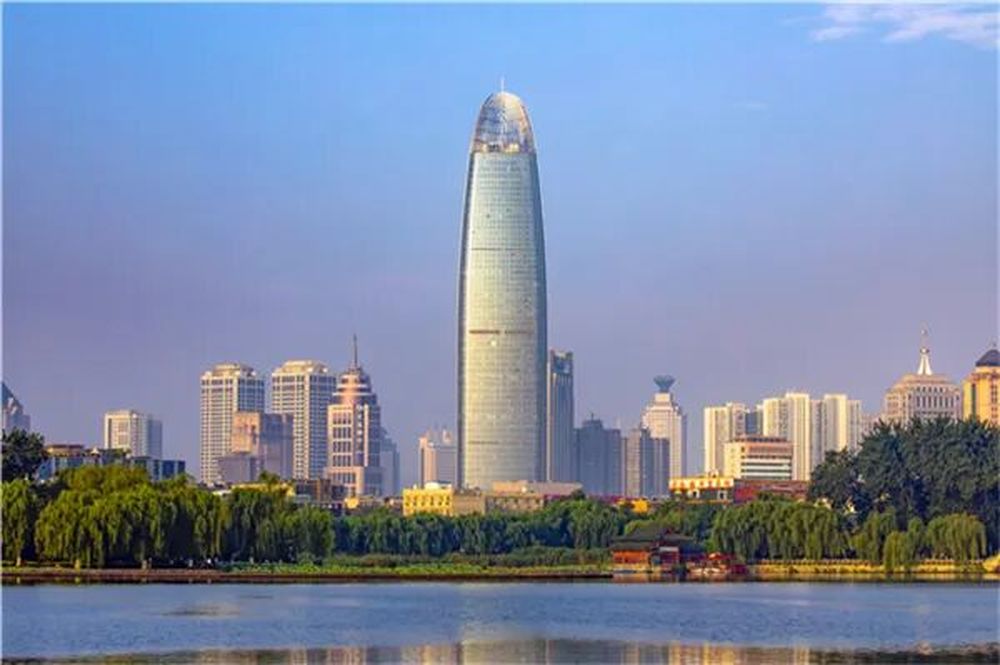 第四个千亿台阶，济南“近在咫尺”