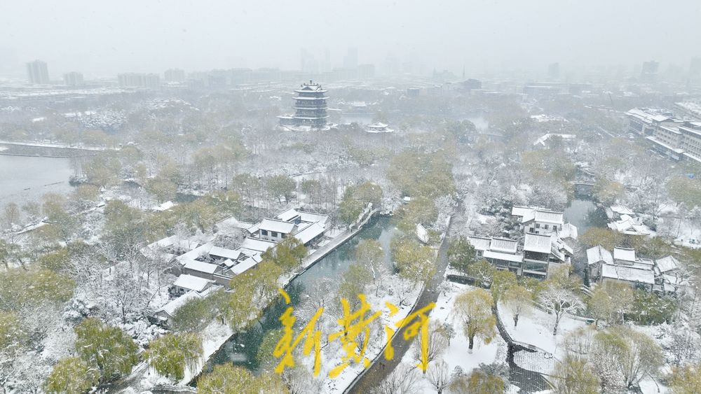 一年四季 泉在济南丨济南的雪，把大明湖的水墨意境拉满了