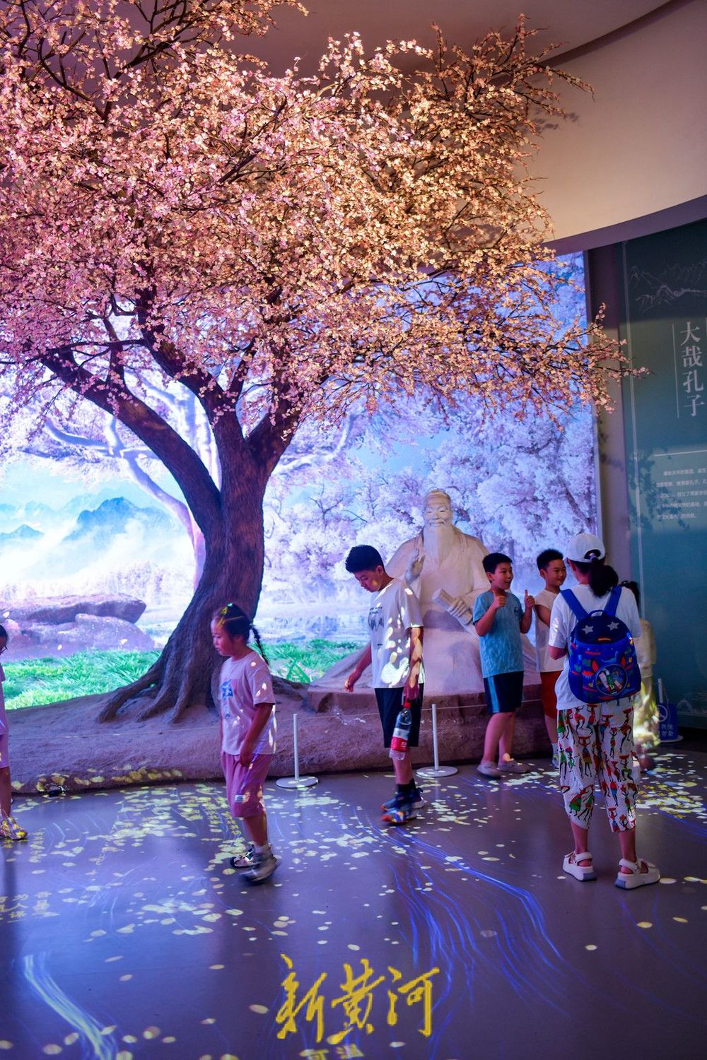 “能玩又能学”！山东博物馆成暑期研学热门 学生组团开启文化游