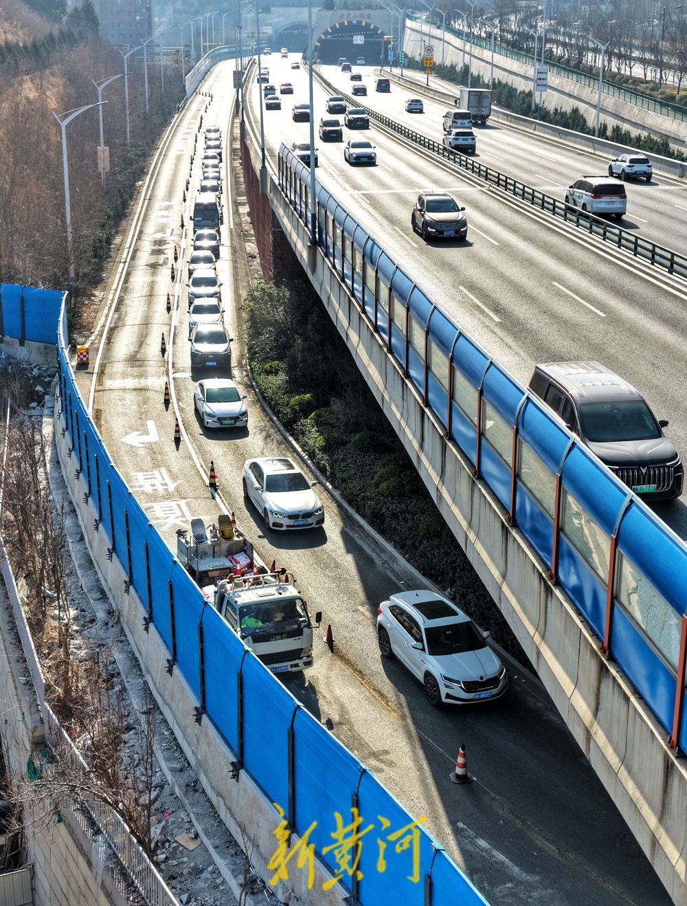 济南二环东高架旅游路下桥匝道“微整形”,预计春节前通车
