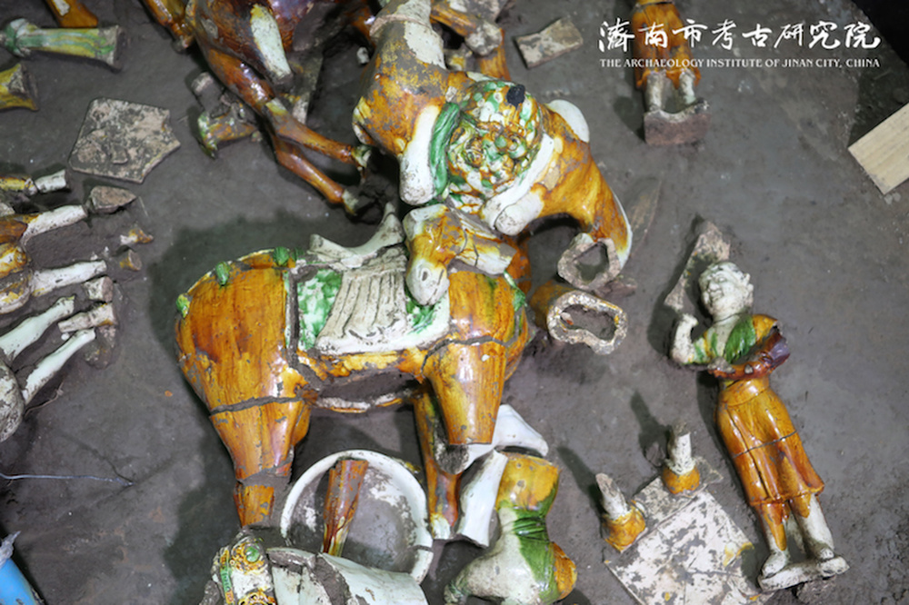 济南新出土50余件唐三彩，创多项“山东之最”，详解背后玄机