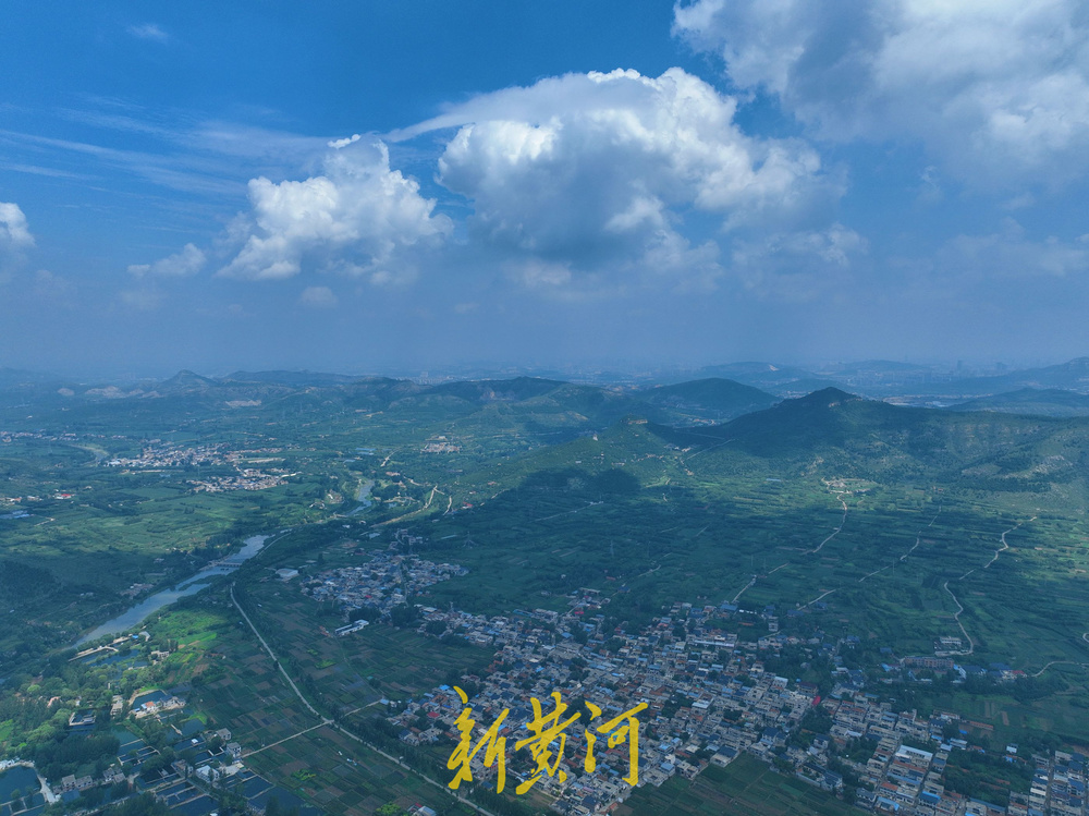一年四季 泉在济南丨雨过天晴 蓝天白云映群山