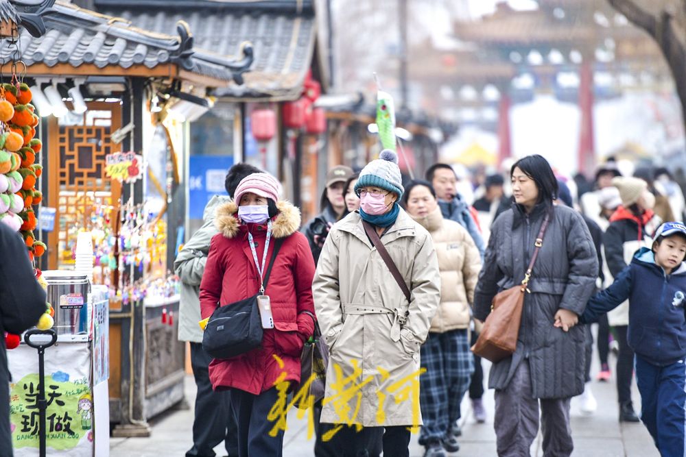 寒假出游大幕开启，泉城景区上演“汉服穿越热”