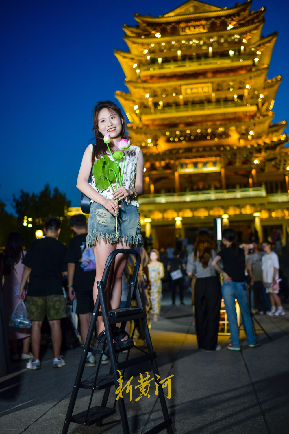 快门一响，留住超然楼下最美的你，“立等可取”重现大明湖  