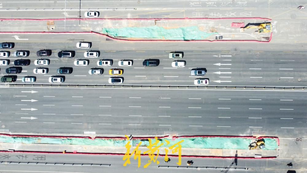 告别“绕绕绕”！济南经十路这段路恢复双向十车道，绿化带也将回归