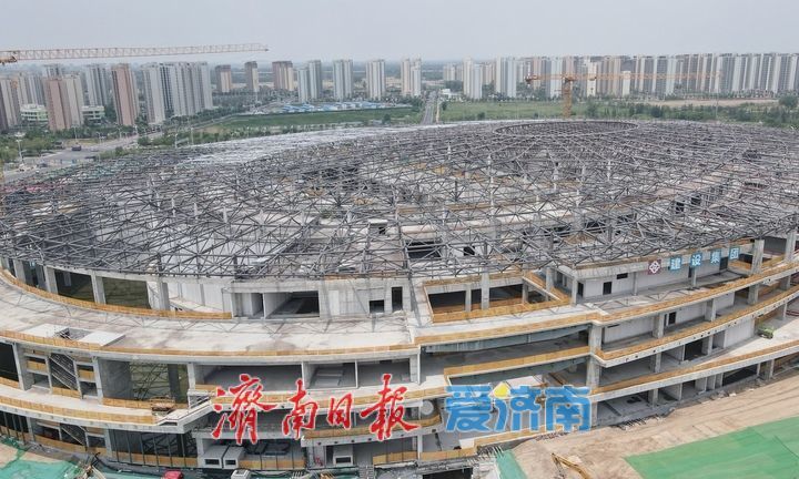 山东在建最大规模水上赛事场馆即将开展金属屋面施工