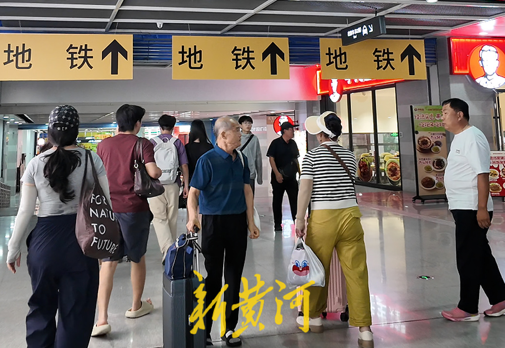 更多、更清晰！济南地铁多个交通枢纽站点导向标识升级